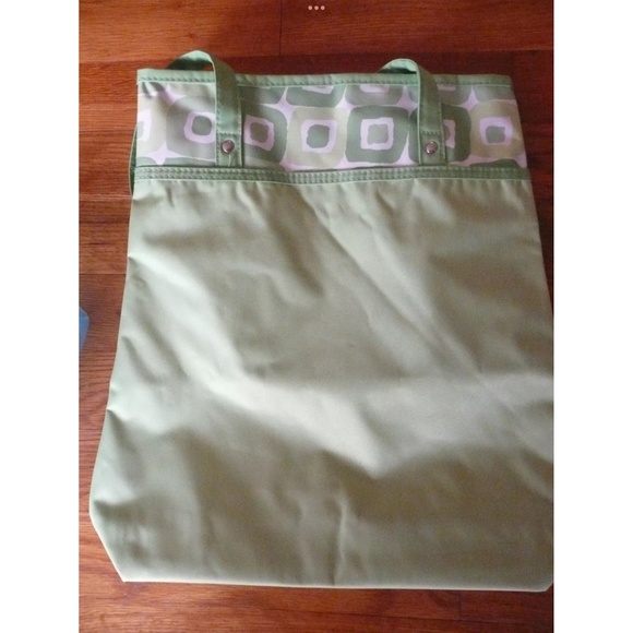 NWOT LOT OF 5 SMALL HANDBAG MAKEUP BAG TRAVEL BAG ESTEE LAUDER MARY KAY CLINIQUE - Picture 4 of 6